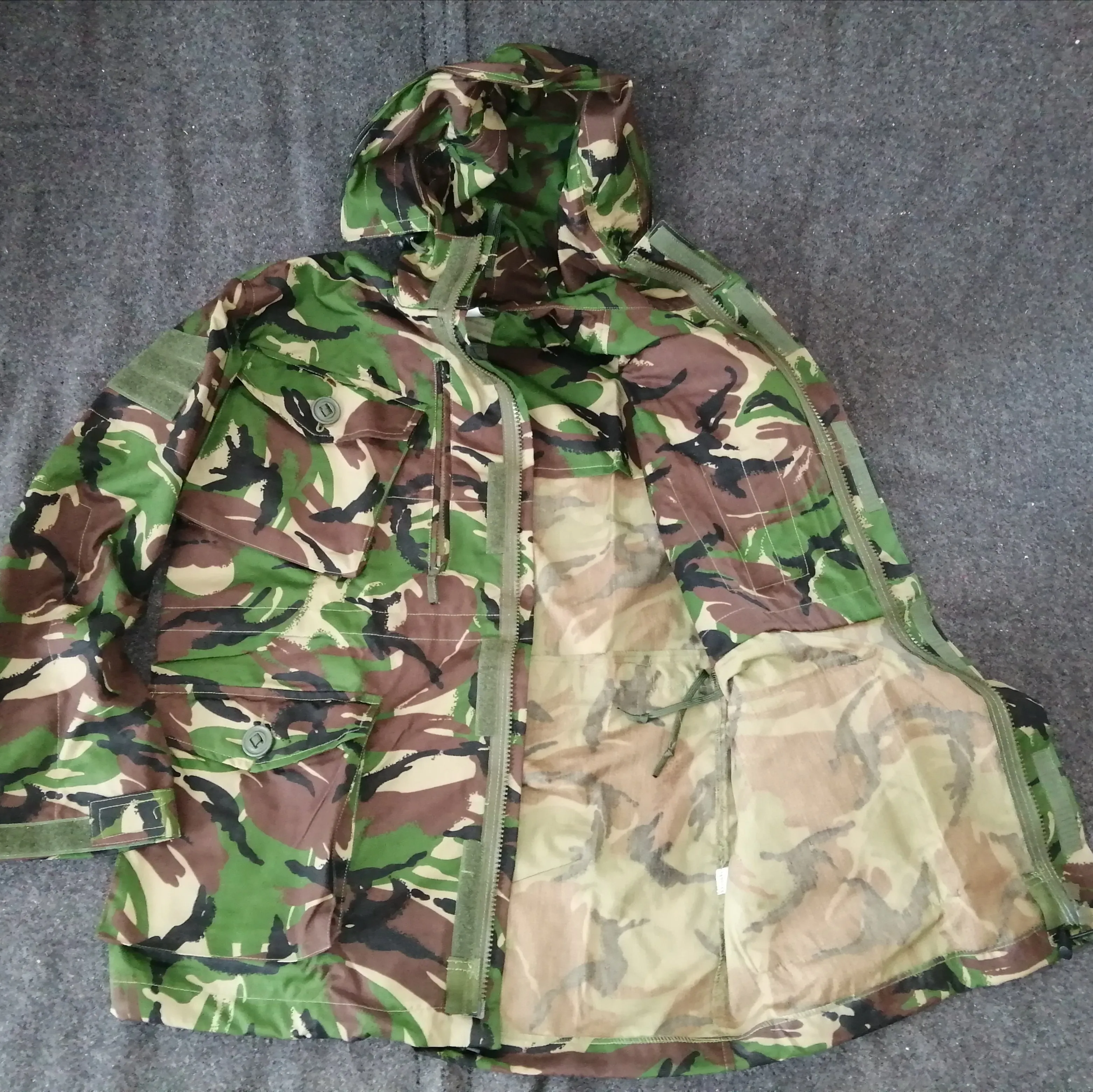 British 05-patt. Combat 'Windproof' Smock. New. D.P.M.