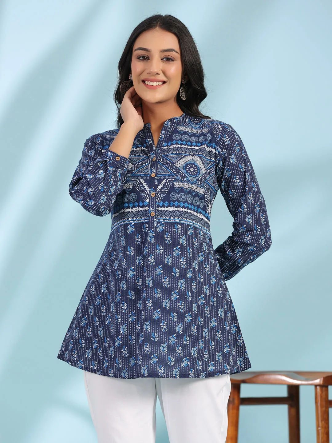 Juniper The Madhubala Blue Geometric Printed Pure Cotton Tunic