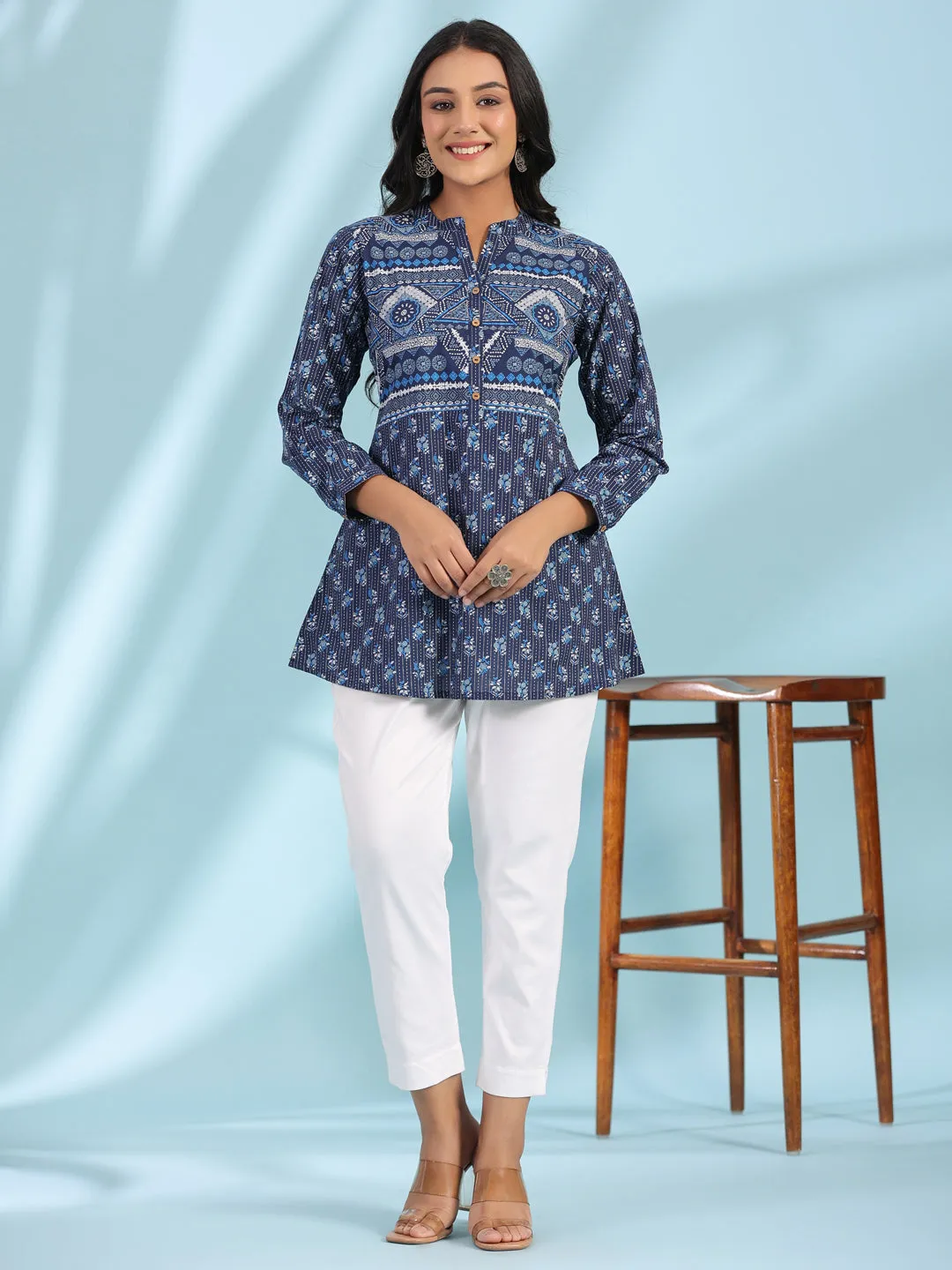 Juniper The Madhubala Blue Geometric Printed Pure Cotton Tunic