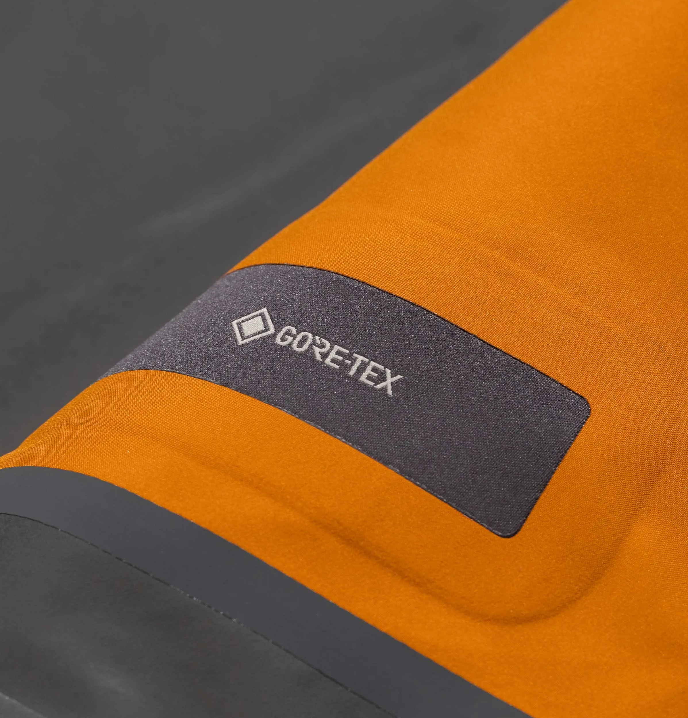 Norse Projects Fyn Shell Gore Tex 2.0 Jacket – Cadmium Orange